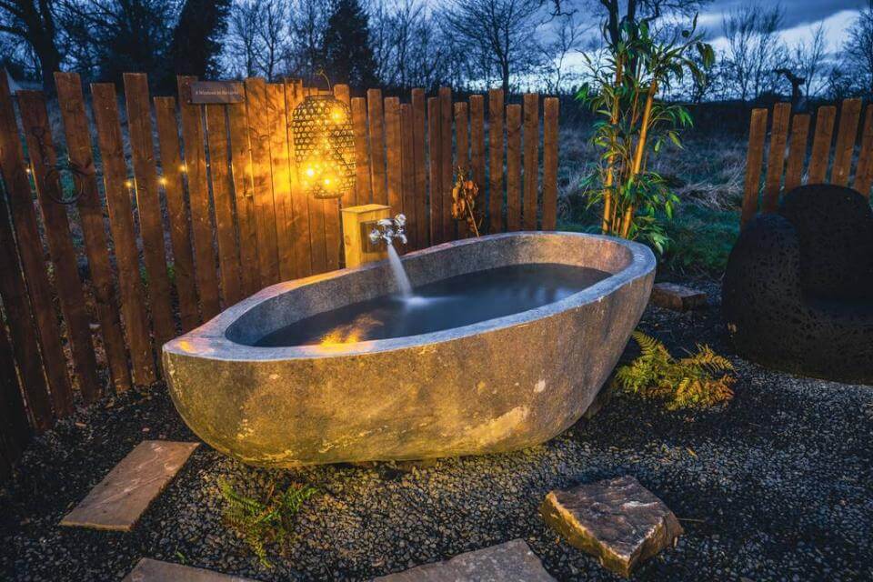 outdoor bath tub at the glebe retreat cabin northumberland england 1024 wide